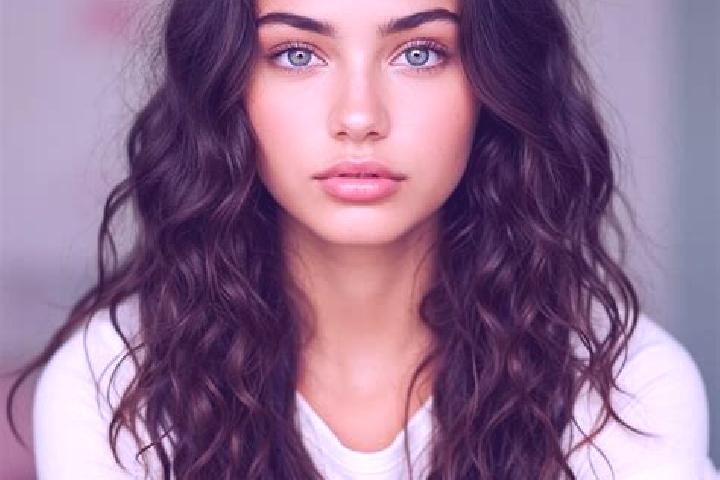 Lucy, 24, a dark blonde amber-eyed mediterranean companion based in Torre en Cameros. Offering Travel Companion, 69, GFE, Tantra, Duos. Available for incall ...