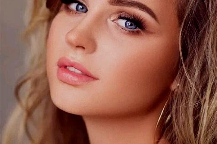 Lucy, 24, a dark blonde blue-eyed european companion based in Mandili. Offering Fetish, Girlfriend Experience, Tantra. Available for incall and outcall, over...