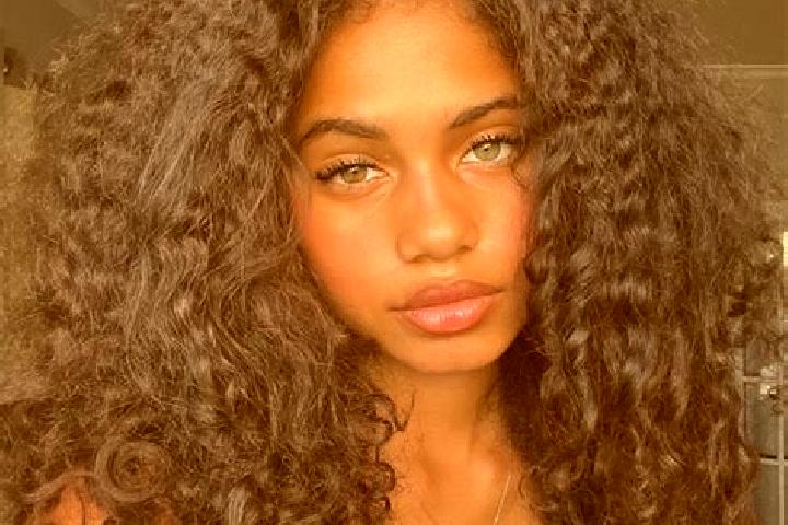 Lucy, 24, a red blue-eyed ebony companion based in Eefde. Offering Couples, Overnight, Dinner Date. Available for incall and outcall, day and evening dates.