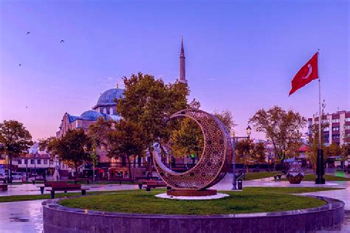 Lucy, 24 — Escort in Balikesir, Turkey