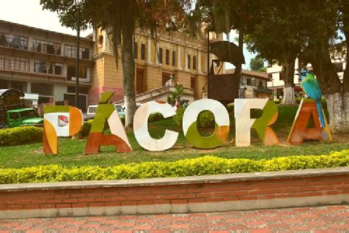 Lucy, 24 — Escort in Pacora, Colombia