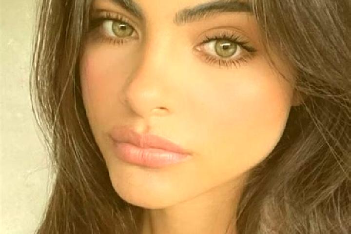 Lucy, 25, a brunette green-eyed indian companion based in Tyengala. Offering A-Level, Striptease, Massage. Available for incall and outcall, overnight bookin...