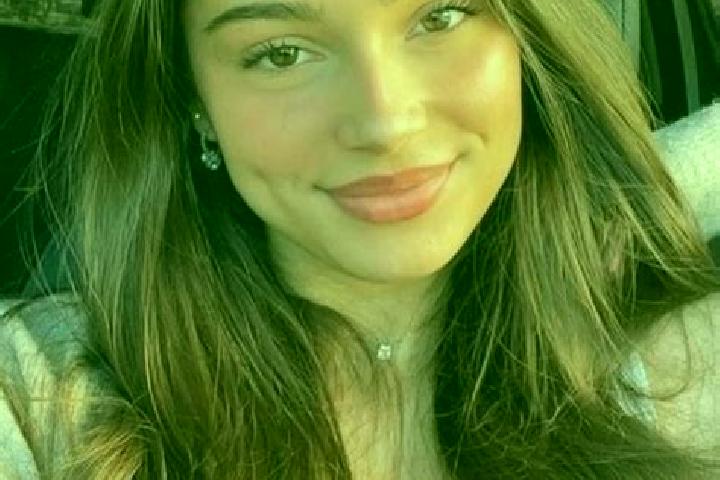 Lucy, 25, a brunette hazel-eyed latina companion based in Vana-Vigala. Offering Travel Companion, Overnight. Available for incall and outcall, day and evenin...