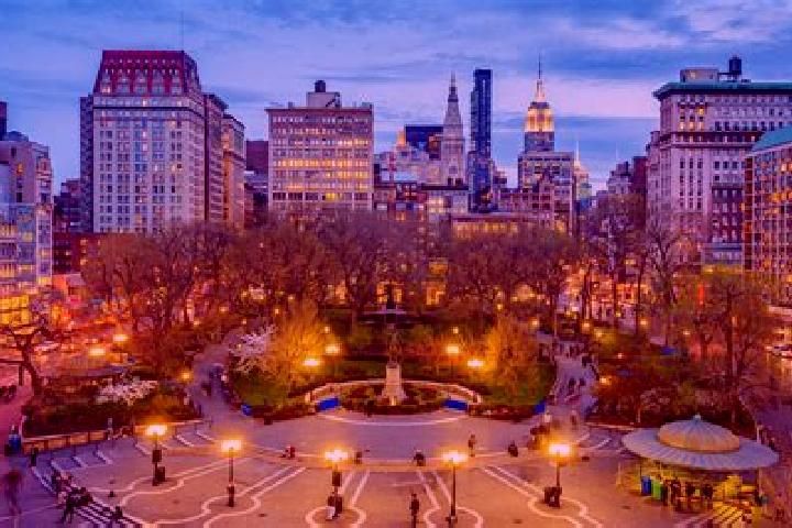 Lucy, 25 — Escort in Frankfort Square, United States