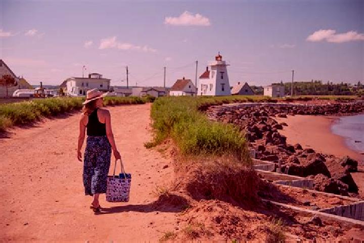 Lucy, 25 — Escort in North Rustico, Canada