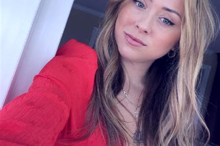 Lucy, 25 — Escort in West Brookfield, United States