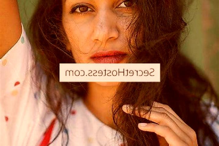 Lucy, 26, a black brown-eyed indian companion based in Nanxi. Offering Party Girl, BDSM, CIM. Available for incall and outcall, day and evening dates.