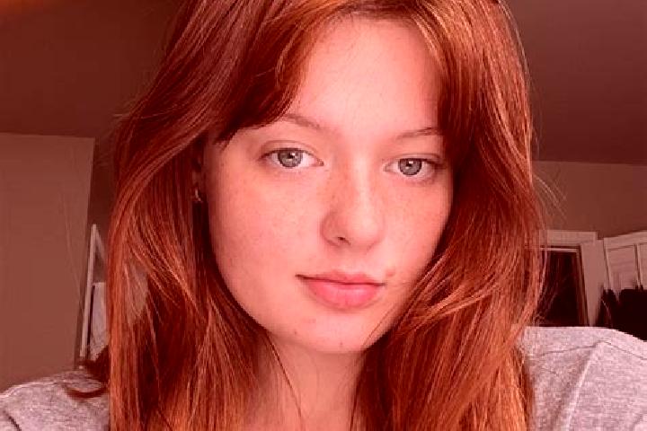 Lucy, 26, a red grey-eyed indian companion based in Deleg. Offering GFE, 69, Travel Companion. Available for incall and outcall, day and evening dates.