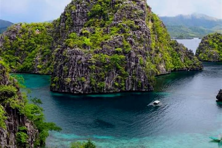 Lucy, 26 — Escort in Agcogon, Philippines