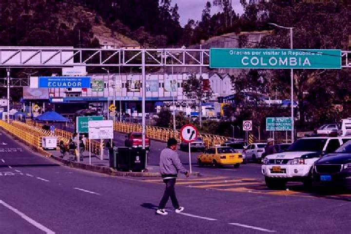 Lucy, 26 — Escort in Changaimina, Ecuador