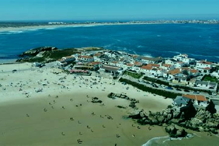 Lucy, 26 — Escort in Ferrel, Portugal