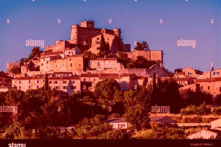 Lucy, 26 — Escort in Le Barroux, France