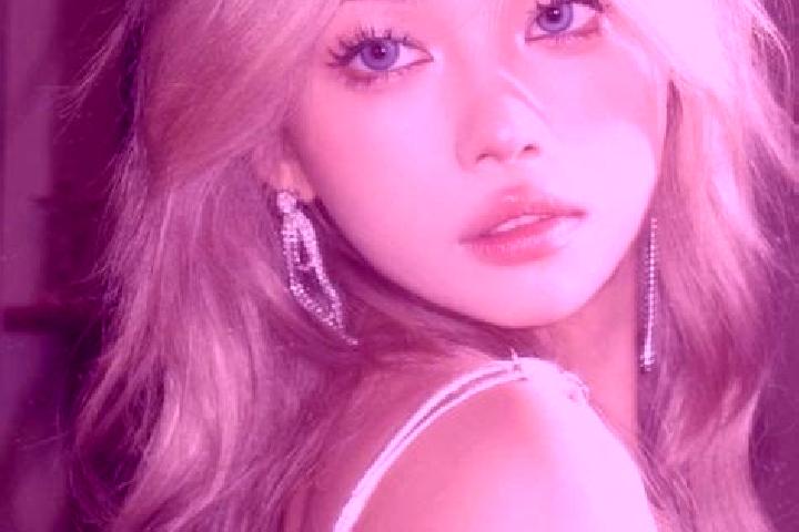 Lucy, 27, a blonde blue-eyed asian companion based in Vacquiers. Offering Travel Companion, Girlfriend Experience, Tantra, GFE, BDSM. Available for incall an...