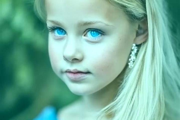 Lucy, 27, a blonde blue-eyed middle eastern companion based in Yaozhou. Offering BDSM, Fetish, Couples, A-Level. Available for incall and outcall, day and ev...