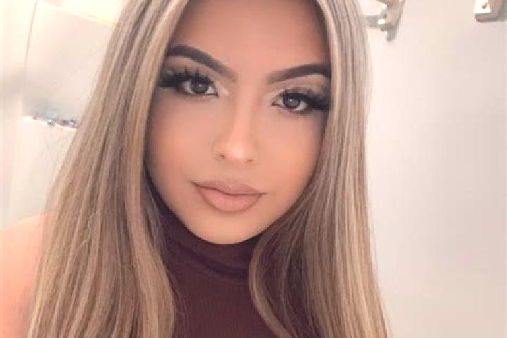 Lucy, 27, a blonde dark-eyed latina companion based in Kur yanovo. Offering CIM, GFE, Duos, Couples, Girlfriend Experience. Available for incall and outcall,...