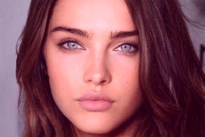 Lucy, 27, a brunette green-eyed caribbean companion based in Rudinska. Offering Deep French Kissing, Couples, Roleplay, Travel Companion. Available for incal...