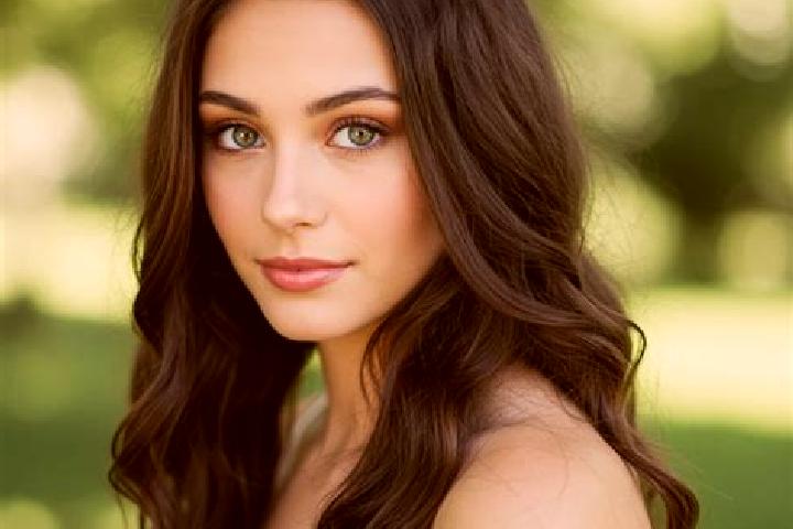 Lucy, 27, a brunette hazel-eyed european companion based in Malanje. Offering Couples, Party Girl, Travel Companion. Available for incall and outcall, day an...