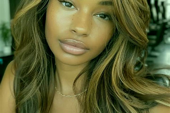 Lucy, 27, a dark blonde dark-eyed ebony companion based in Citambal. Offering BDSM, GFE, Roleplay, Massage. Available for incall and outcall, overnight booki...