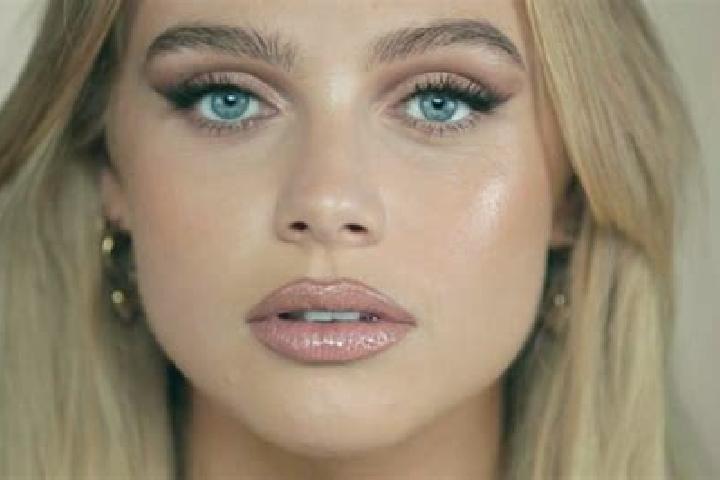 Lucy, 27, a platinum blonde blue-eyed slavic companion based in Americana. Offering Deep French Kissing, 69, BDSM, Roleplay. Available for incall and outcall...