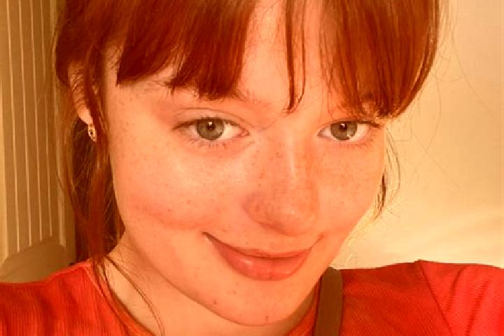 Lucy, 27, a red blue-eyed mixed companion based in Stroebeck. Offering Girlfriend Experience, Duos, Overnight, BDSM. Available for incall and outcall, day an...