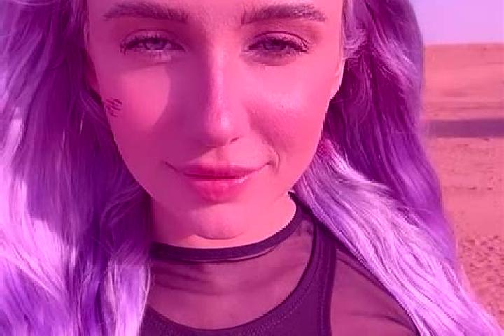 Lucy, 27 — Escort in Mirny, Russia