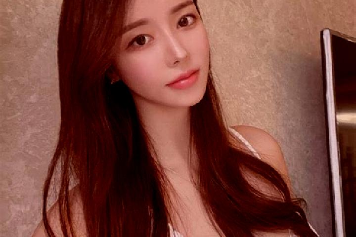 Lucy, 27 — Escort in Zhaozhuang, China