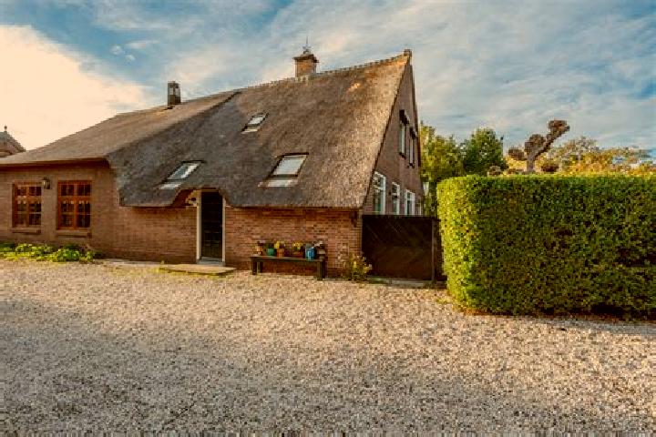 Lucy, 27 — Escort in Zijderveld, Netherlands
