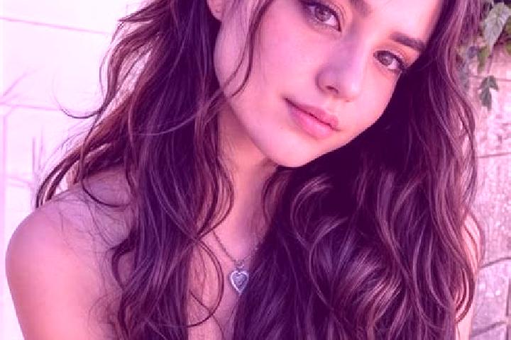 Lucy, 28, a auburn grey-eyed middle eastern companion based in Polong Norte. Offering Erotic Massage, Girlfriend Experience, Domination. Available for incall...