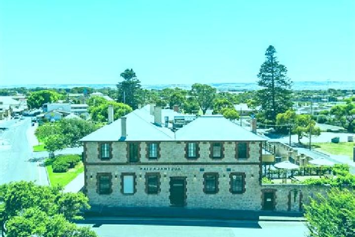 Lucy, 28, a black dark-eyed mixed companion based in Goolwa South. Offering Dinner Date, Erotic Massage, Overnight. Available for incall and outcall, day and...