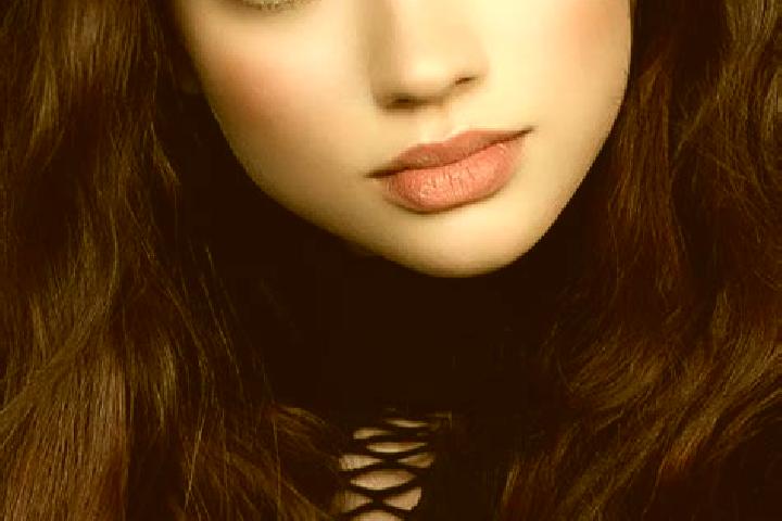 Lucy, 28, a brunette dark-eyed european companion based in Irugur. Offering Erotic Massage, Fetish, Deep French Kissing. Available for incall and outcall, ov...