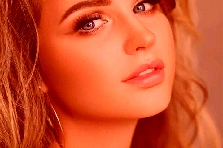 Lucy, 28, a dark blonde blue-eyed mediterranean companion based in Rabat-e Sangi-ye Pa in. Offering Dinner Date, Duos, Couples. Available for incall and outc...