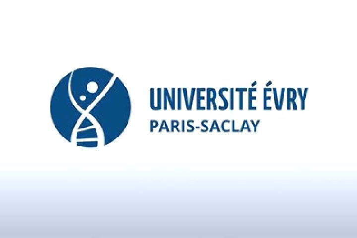 Lucy, 28 — Escort in Evry, France