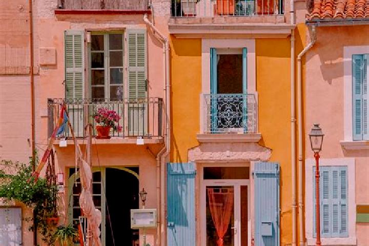 Lucy, 28 — Escort in Marseille 10, France