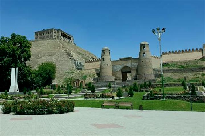 Lucy, 28 — Escort in Vahdat, Tajikistan