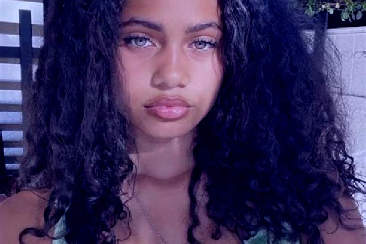 Lucy, 29, a black green-eyed mixed companion based in Saposoa. Offering OWO, Girlfriend Experience, CIM, Dinner Date. Available for incall and outcall, day a...
