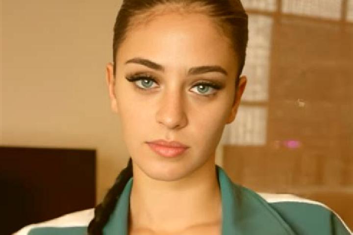 Lucy, 29, a blonde grey-eyed latina companion based in Arajuno. Offering Fetish, A-Level, Duos, Deep French Kissing. Available for incall and outcall, overni...