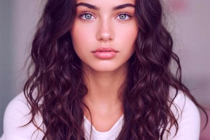 Lucy, 29, a brunette green-eyed mediterranean companion based in Hingham. Offering 69, Duos, Fetish, Domination, Erotic Massage. Available for incall and out...