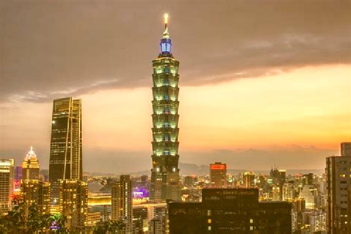 Lucy, 29 — Escort in Buzi, Taiwan
