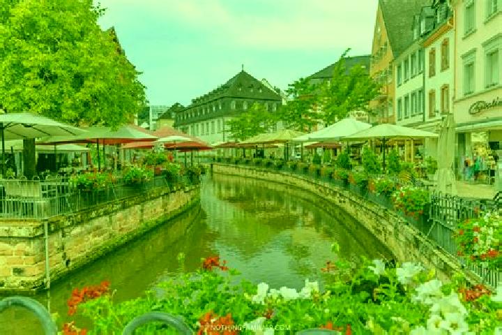 Lucy, 29 — Escort in Saarburg, Germany