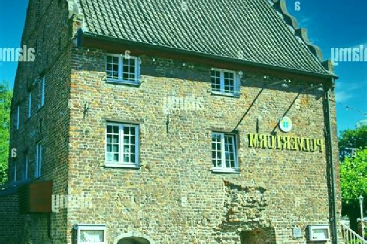 Lucy, 29 — Escort in Wachtendonk, Germany