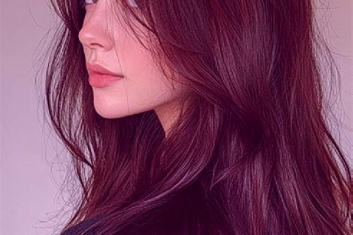 Lucy, 30, a auburn dark-eyed asian companion based in Giring Barat. Offering CIM, Erotic Massage, Dinner Date. Available for incall and outcall, day and even...