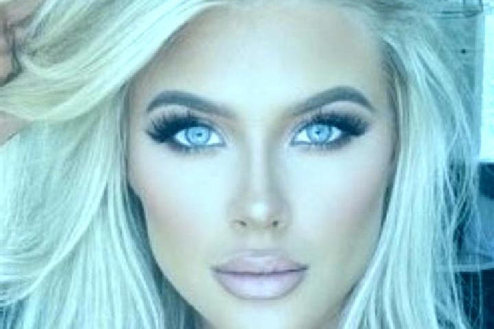 Lucy, 30, a platinum blonde blue-eyed latina companion based in El Suchil. Offering Couples, Travel Companion, Prostate Massage, Deep French Kissing, Stripte...