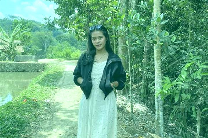Lucy, 30 — Escort in Cibadak, Indonesia