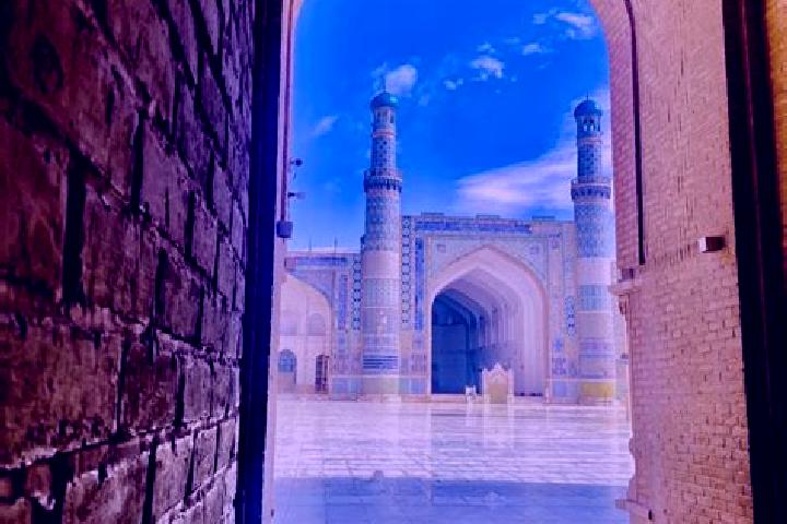 Lucy, 30 — Escort in Herat, Afghanistan