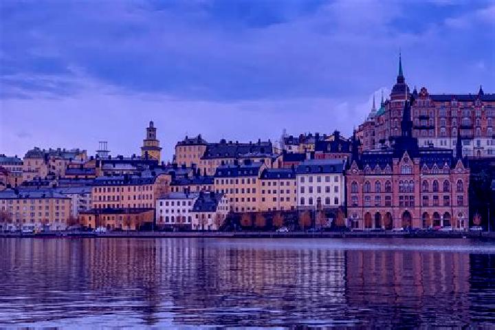 Lucy, 30 — Escort in Naettraby, Sweden