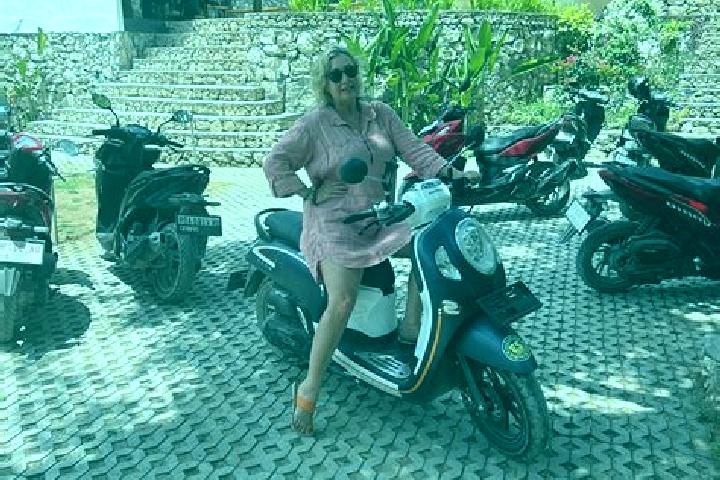 Lucy, 30 — Escort in Ped, Indonesia