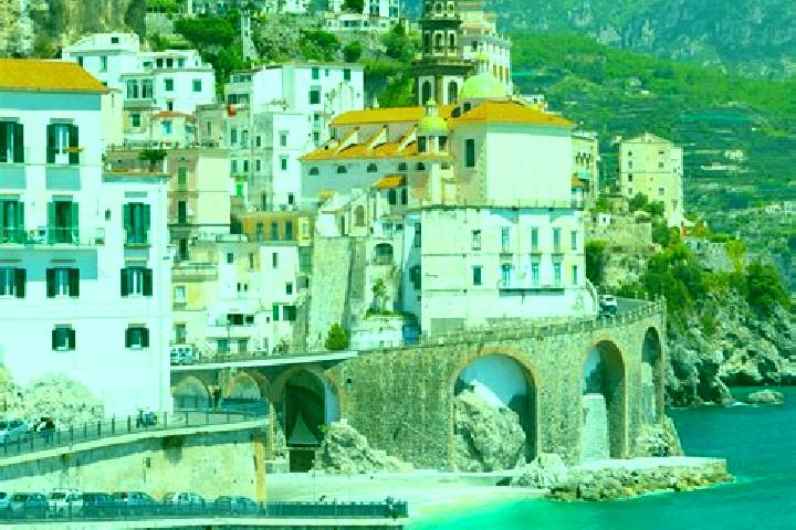 Lucy, 30 — Escort in Veddasca, Italy