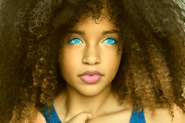 Lucy, 31, a black blue-eyed ebony companion based in Montrodat. Offering Massage, Couples, Tantra, Roleplay. Available for incall and outcall, overnight book...