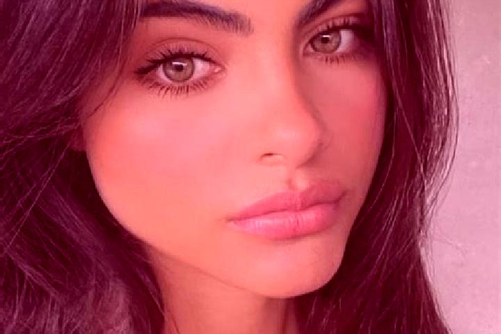 Lucy, 31, a red green-eyed indian companion based in Capileira. Offering Tantra, Dinner Date, BDSM, Massage, Couples. Available for incall and outcall, overn...