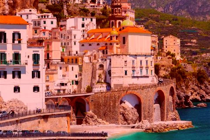 Lucy, 31 — Escort in Cesano, Italy